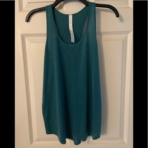 Lululemon Green Crisscross Back Tank - Picture 2 of 4